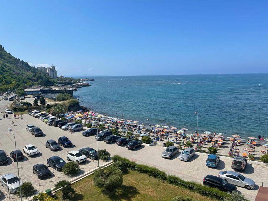 Hotel Ferrara Dıraç Dış mekan fotoğraf